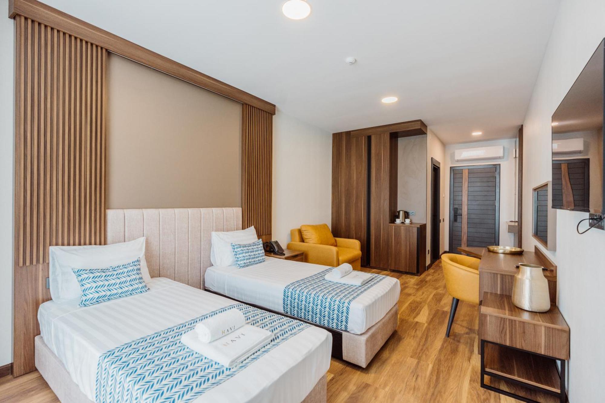 Hotel Navi Batumi Exterior foto